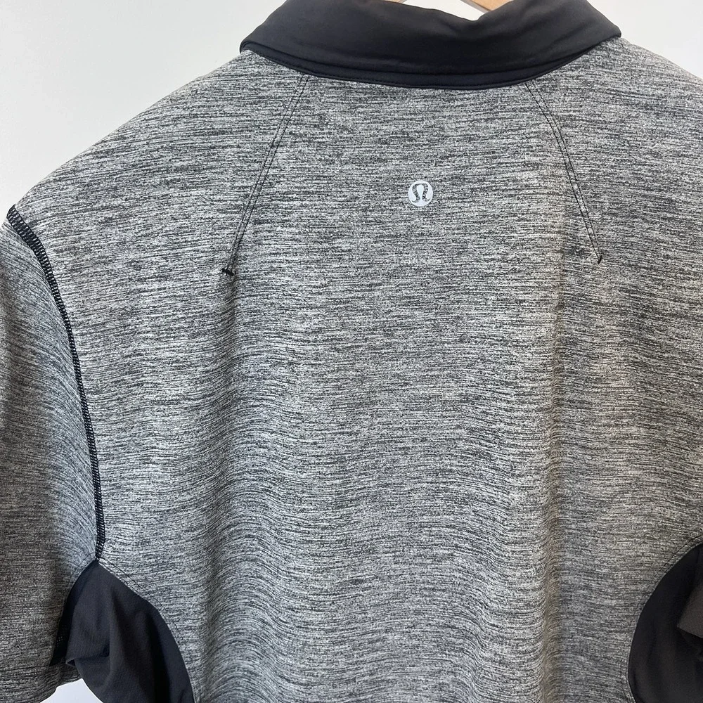 Lululemon Precision Polo Shirt Mens  Large Heather Gray Black Tennis Golf - Picture 4 of 4